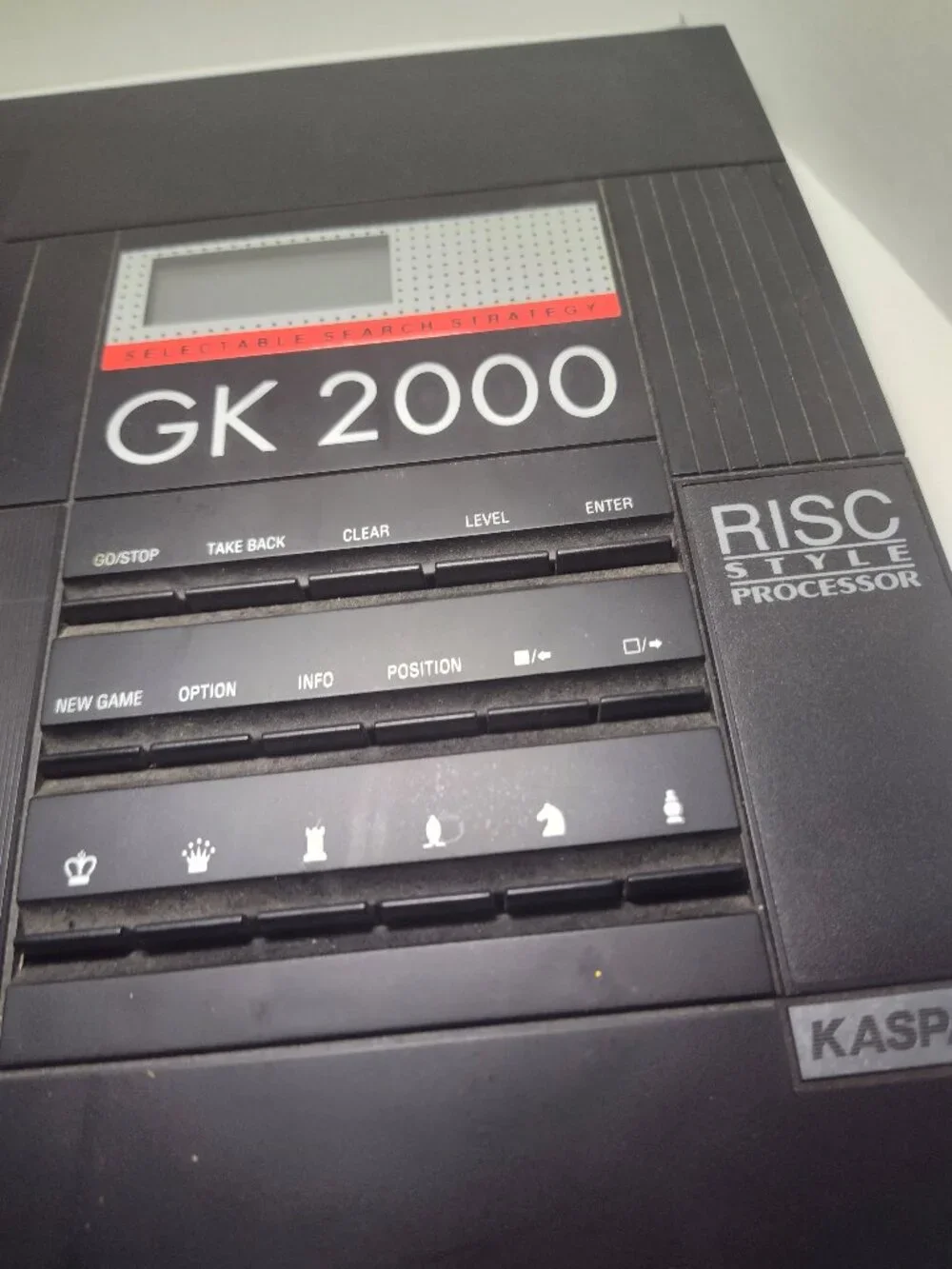 Saitek Kasparov GK 2000 Electronic Chess Computer Tested Works Complete w/Manual